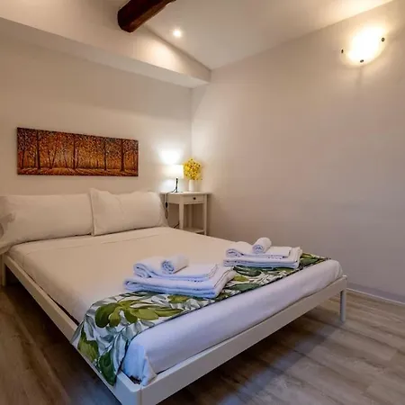 Tuscan Tempo Chic Double Retreat Florence